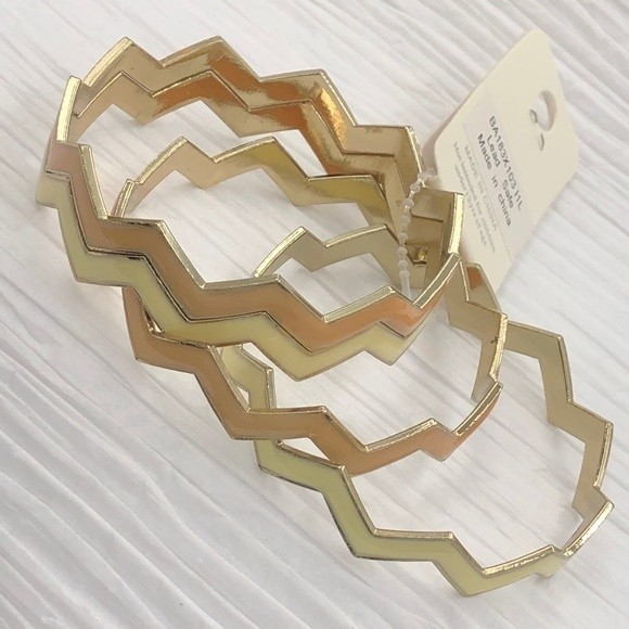 🌼 Peach & Cream Chevron Bangle Bracelet Set - Picture 2 of 2